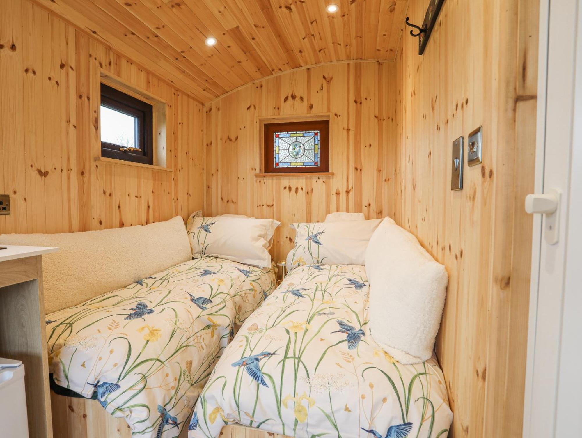 Tal Sarn Shepherd Hut Llanfairpwllgwyngyll Buitenkant foto